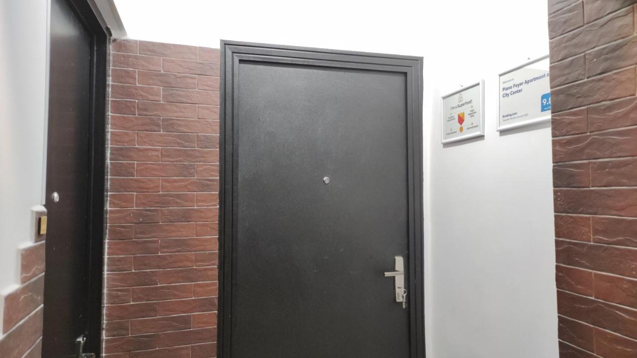 Piano Foyer Apartments At City Center Tbilisi Exterior photo